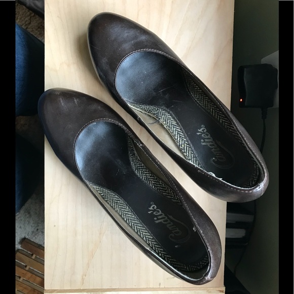 Candies Brown Heels - Picture 7 of 8